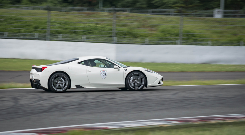 Illustration for article titled This Is How Japan Throws A Ferrari Party